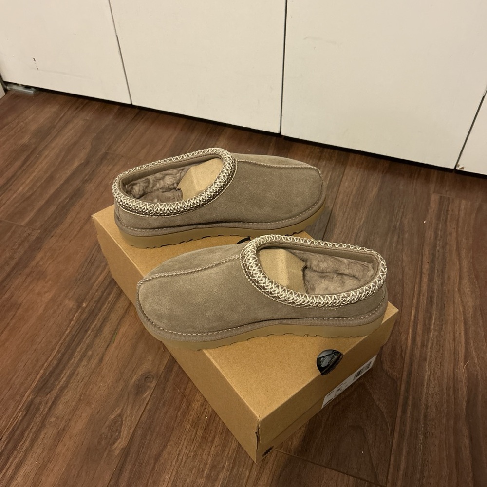 UGG Women's Tasman Slippers - Picture 2 of 5